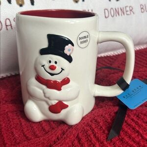 Rae Dunn EVERYONES FAVORITE SNOWMAN.